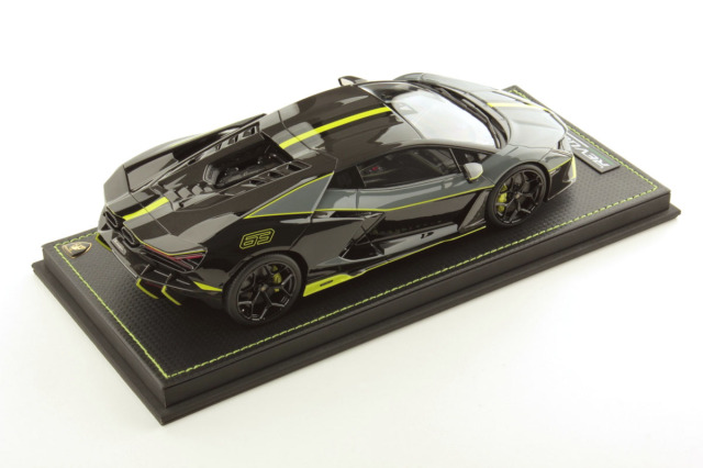 MR collection LAMBO058SE10 1/18 Lamborghini Revuelto Grigio