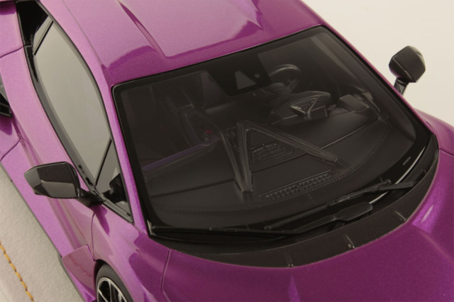 MR collection LAMBO058SE4 1/18 Lamborghini Revuelto Viola Bast