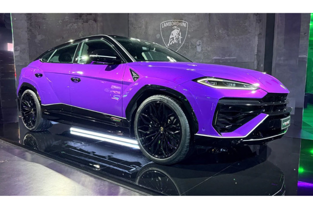 ** 予約商品 ** MR collection LAMBO061TMB 1/18 Lamborghini Urus SE Tettonero Capsule Viola Pasifae limited 25pcs