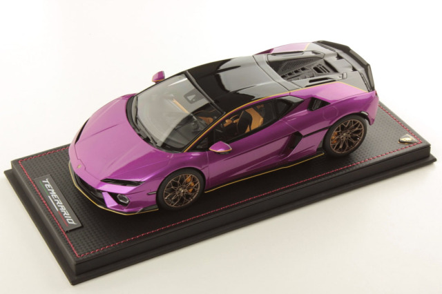 ** 予約商品 ** MR collection LAMBO062SE3 1/18 Lamborghini Temerario Alleggerita Package Viola Bast Limited 63pcs