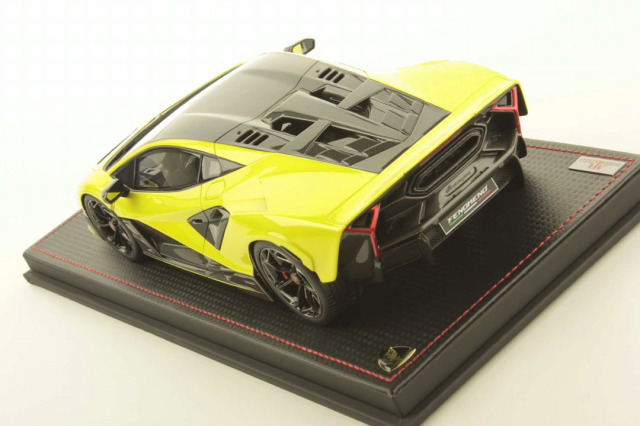 MR collection LAMBO064A 1/18 Lamborghini Fenomeno Giallo Crius