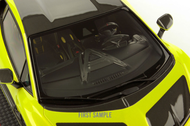 予約商品 ** MR collection LAMBO064A 1/18 Lamborghini Fenomeno