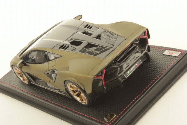 予約商品 ** MR collection LAMBO064C 1/18 Lamborghini Fenomeno