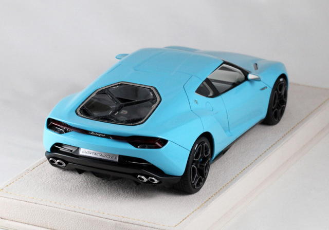 MR Collection 1/18 世界1台 ランボルギーニ　カメレオンカラー Amazon | MRコレクション 1/18完成品 ランボルギーニ アヴェン