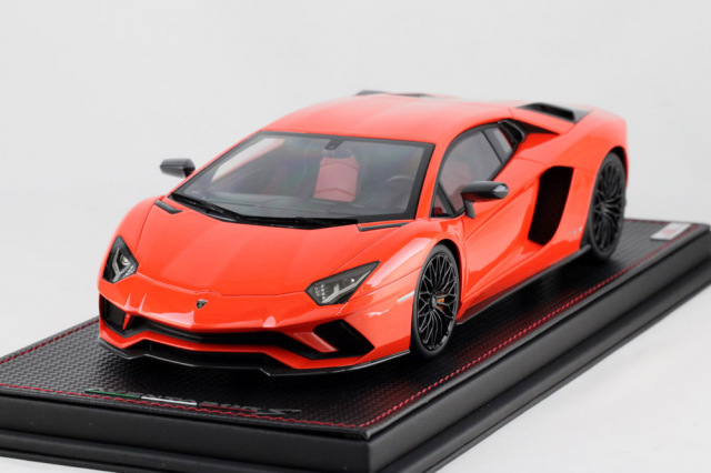 MRコレクション LAMBO27C 1/18 ランボルギーニ アヴェンタドール