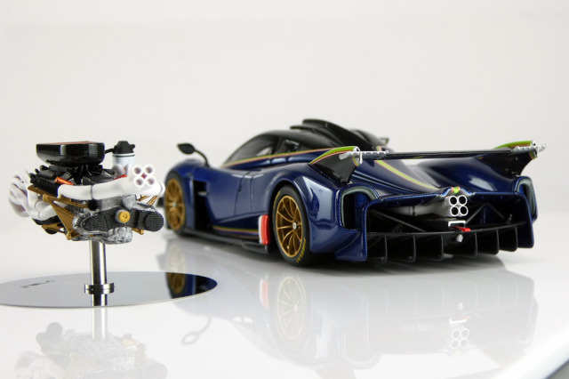 Pagani リミテッドエディション1/43 限定版 ミニカー 1/43 PAGANI Huayra Roadster(ホワイト)｜株式会社 青島文化教材社