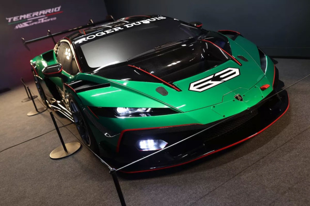 ** 予約商品 ** LOOKSMART LS18028 1/18 Lamborghini Temerario Super Trofeo Launch Version