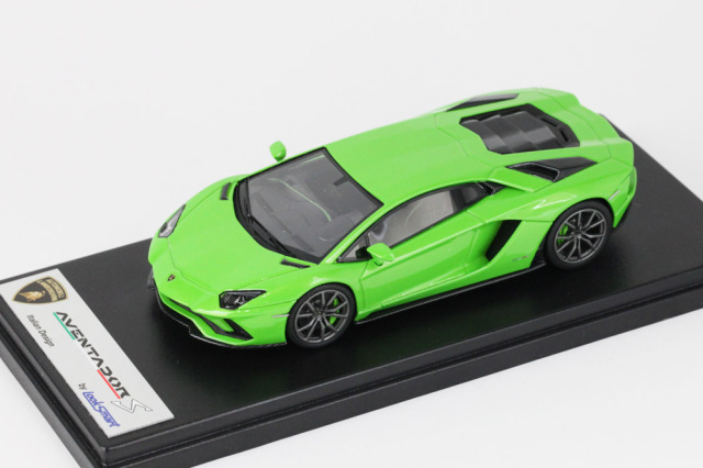 LOOKSMART LS468B Lamborghini Aventador S Verde Mantis