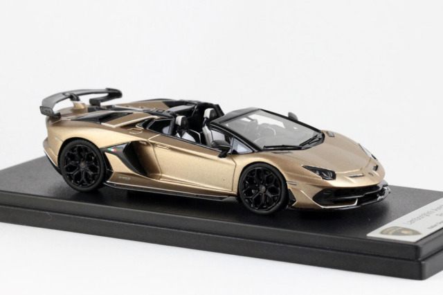 LookSmart　ランボルギーニ　アヴェンタドールSVJ ルックスマート LS501A ランボルギーニ アヴェンタドール SVJ