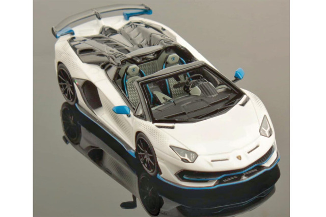ルックスマート LS501XA ランボルギーニ アヴェンタドール SVJ