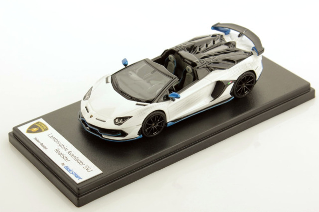 LOOKSMART LS501XA 1/43 Lamborghini Aventador SVJ Roadster Xago Edition