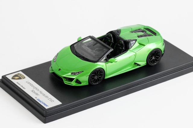 LOOKSMART LS502A Lamborghini Huracan Evo Spyder Verde Selvans