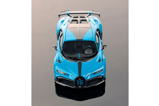 ブルーレイ♥CORE-I5♥ダークブルー♥LIFEBOOK✰大容量500G♪ ルックスマート LS520A ブガッティ シロン ピュルスポーツ アギーレブルー