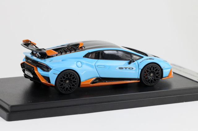 ルックスマート LS523A 1/43 ランボルギーニ ウラカン STO Blu Laufey