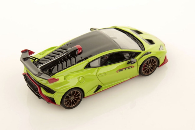 ルックスマート LS523B 1/43 ランボルギーニ ウラカン STO Verde