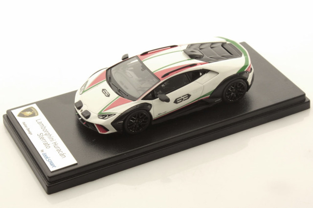 LOOKSMART LS542G 1/43 Lamborghini Huracan Sterrato Italian Livery Doha Lounge