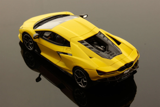 1/43 LOOK SMART ランボルギーニ　ガヤルド　イエロー　黄色 1/43 LOOK SMART ランボルギーニ ガヤルド イエロー 黄色 - メルカリ