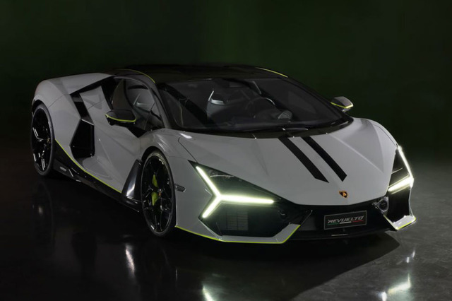 ** 予約商品 ** LOOKSMART LS543J 1/43 Lamborghini Revuelto Grigio Hati / Verde Scandal Livery