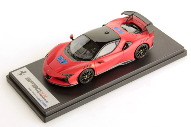 LOOKSMART LS551F 1/43 Ferrari SF90 XX Stradale Rosso Le Mans Matt