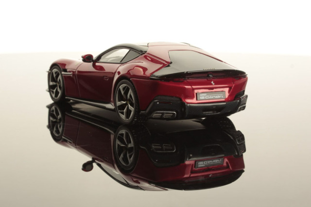 ルックスマート LS553A 1/43 フェラーリ 12（ドーディチ）チリンドリ