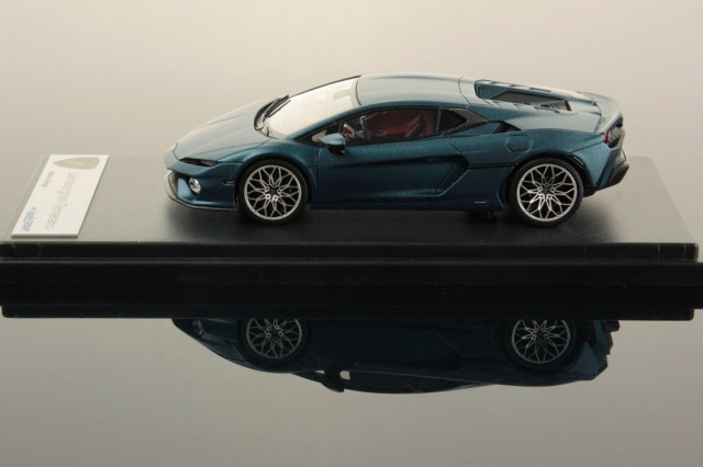 ルックスマート LS555B 1/43 ランボルギーニ テメラリオ ブルー