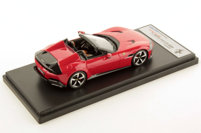 ルックスマート LS556C 1/43 フェラーリ 12（ドーディチ）チリンドリ