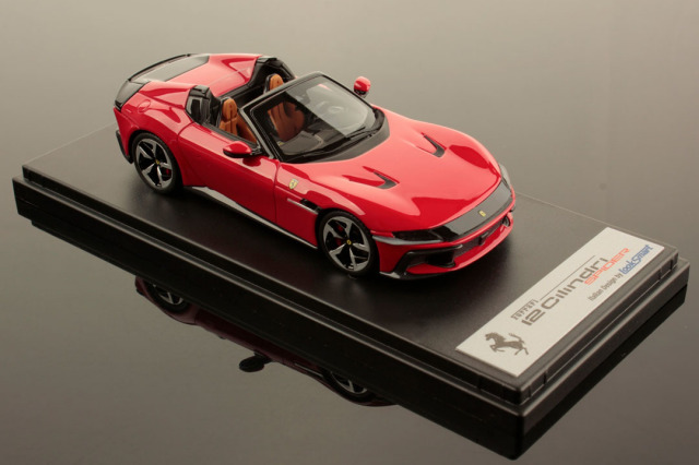 ルックスマート LS556C 1/43 フェラーリ 12（ドーディチ）チリンドリ