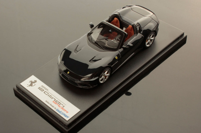 ルックスマート LS556H 1/43 フェラーリ 12（ドーディチ）チリンドリ