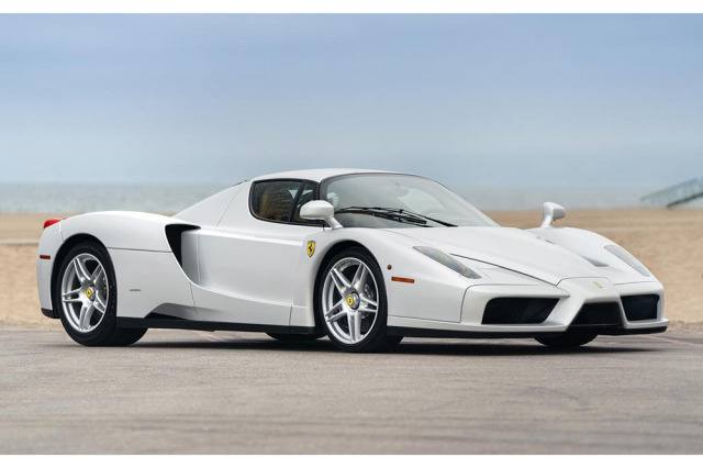 ** 予約商品 ** LOOKSMART LS558E 1/43 Ferrari Enzo Bianco Avus