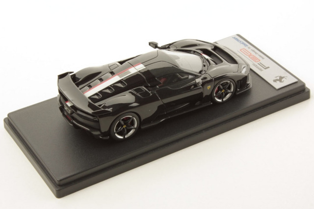 良品　イタリア製　1/43 フェラーリ　FXXK ラ・フェラーリ　ルックスマート ルックスマート LS559J 1/43 フェラーリ F80 ネロデイトナ（ストライプ）