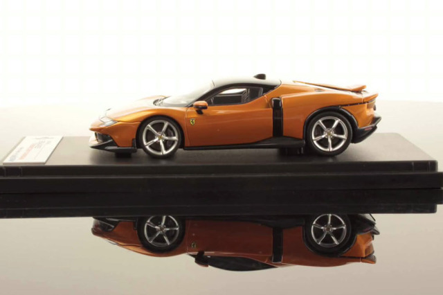 ルックスマート LS562G 1/43 フェラーリ 849 テスタロッサ