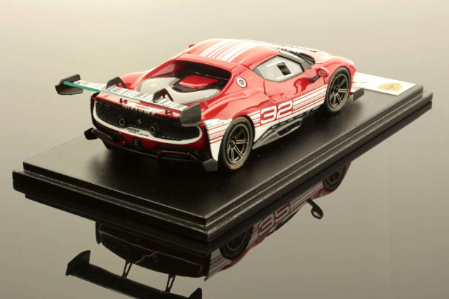 ルックスマート LSRC181 1/43 フェラーリ 296 チャレンジ