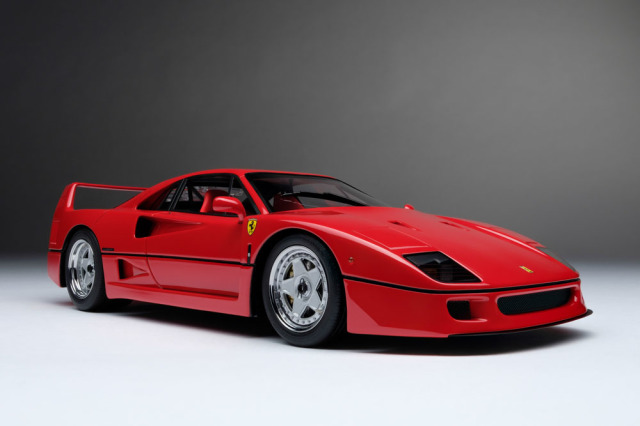 Amalgam M5904 1/18 フェラーリ F40