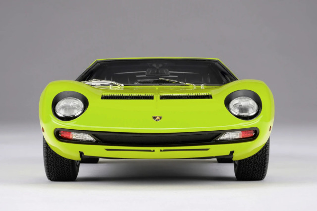 【お取り寄せ商品】  Amalgam M6010 1/18 Lamborghini Miura P400 Verde Miura (Green)