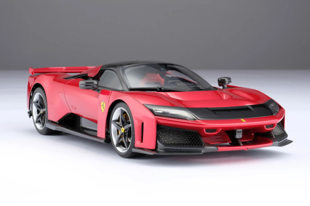 ** 予約商品 ** Amalgam M6347 1/18 Ferrari F80 Rosso Supercar