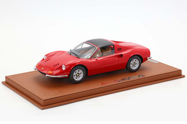 ** 予約商品 ** BBR P18152A 1/18 Ferrari Dino 246 GTS 1972 with roof Rosso Corsa - Beige interior Limited 246pcs （ケース付）