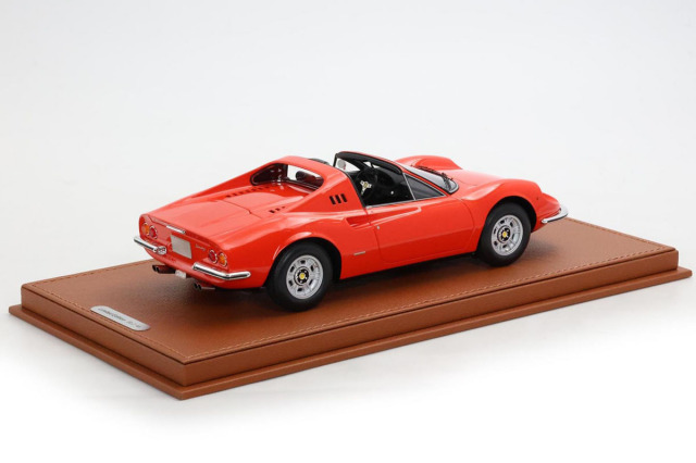Ferrari Dino 246 GTS ミニカー　ディーノ1/18【美品】 予約商品 ** BBR P18152B2 1/18 Ferrari Dino 246 GTS 1972 Rosso Dino