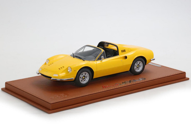 ** 予約商品 ** BBR P18152D 1/18 Ferrari Dino 246 GTS 1972 Giallo Modena - Black interior Limited 46pcs （ケース付）
