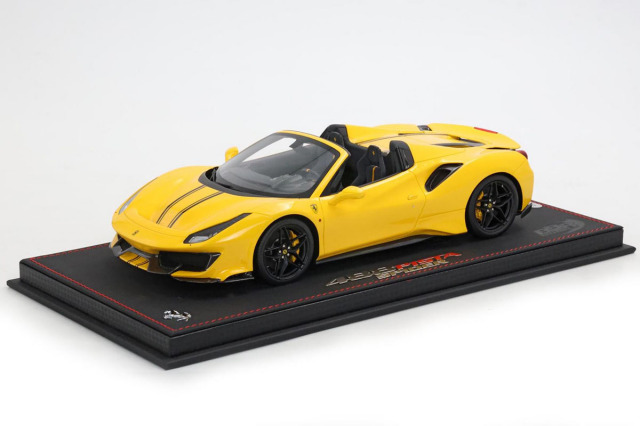 ** 予約商品 ** BBR P18162M1 1/18 Ferrari 488 Pista Spider Giallo Modena / Black stripes Limited 48pcs （ケース付）