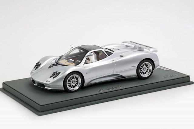 ** 予約商品 ** BBR P18170AV 1/18 Pagani ZONDA C12 chassis no.001 1999 Silver Limited 199pcs （ケース付）