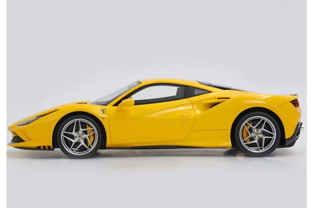 フェラーリF8ミニカー フェラーリ F8 トリブート (ミニカー) - ホビーサーチ ミニカー