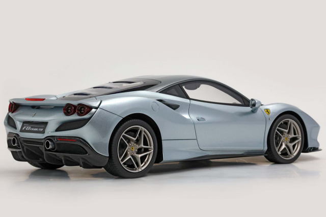 BBR P18171O-25V 1/18 Ferrari F8 Tributo Grigio Titanio - Grigio