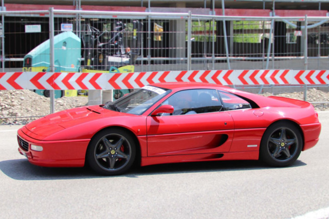 ** 予約商品 ** BBR P18178ACHAV 1/18 Ferrari F355 Berlinetta Automatic Gear / Challenge Grid Rosso Corsa - Black interior （ケース付）