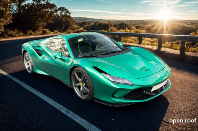 ** 予約商品 ** BBR P18183TV 1/18 Ferrari F8 Tributo Spider Green jewel （ケース付）