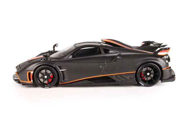お取り寄せ商品】BBR P18192FV 1/18 Pagani Imola 2020 Matt Carbon