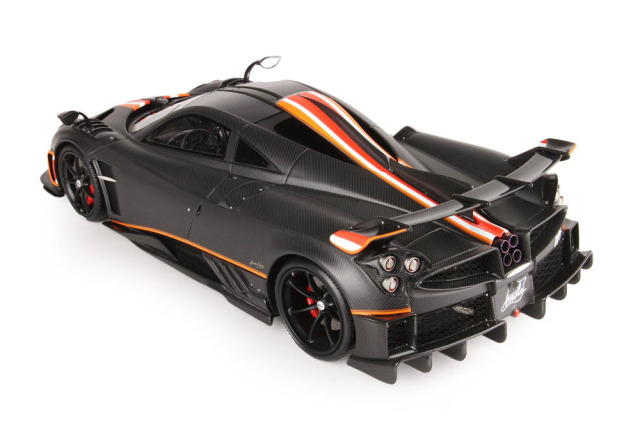 お取り寄せ商品】BBR P18192FV 1/18 Pagani Imola 2020 Matt Carbon