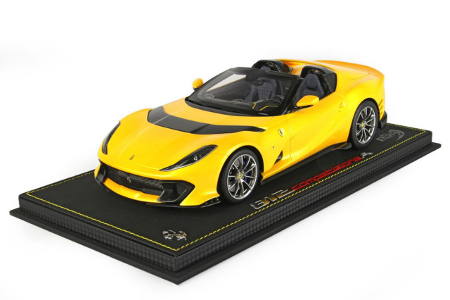 BBR P18209AV 1/18 Ferrari 812 Competizione A Giallo Tristrato Limited 200pcs （ケース付）