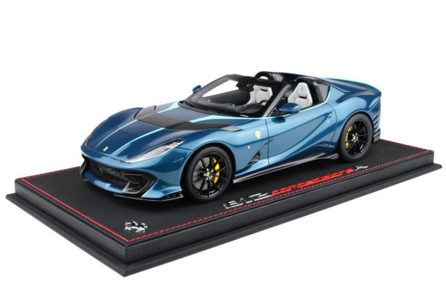 BBR P18209RV 1/18 Ferrari 812 Competizione A Blu Capri（ケース付）
