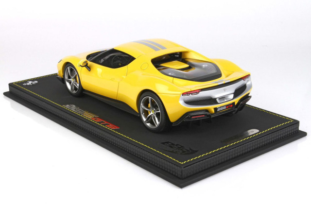 BBR P18211CV 1/18 Ferrari 296GTB Assetto Fiorano Giallo