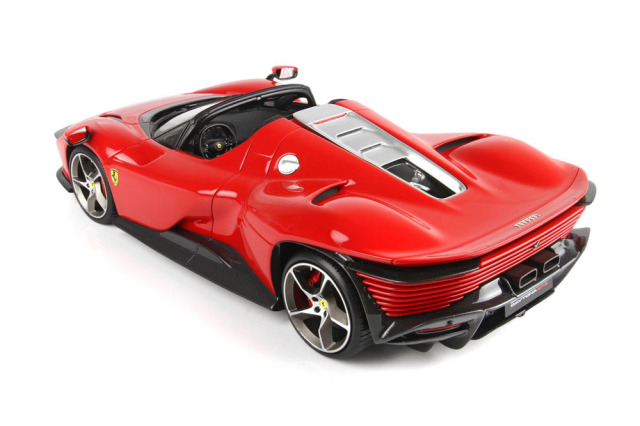 BBR P18214CV 1/18 Ferrari Daytona SP3 Icona Rosso Corsa